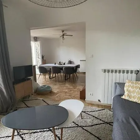 Le Genet Ferienhaus *