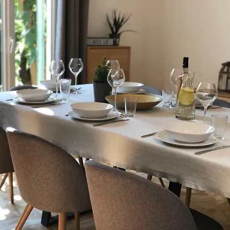 Le Genet Ferienhaus *